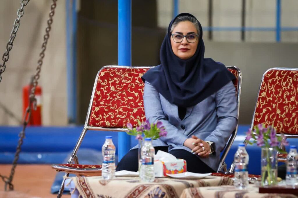 حضور مهناز دیانی در شهرکرد برای آنالیز و آماده‌سازی تیم دختران ایروبیک